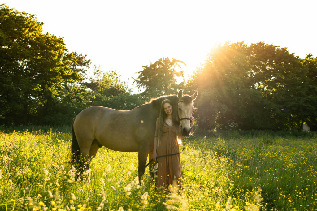 Chloe Bolam - Golden hour Equine Photoshoot Buckinghamshire