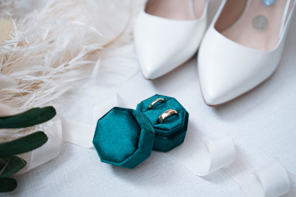 Chloe Bolam - Buckinghamshire Berkshire UK Wedding Photographer - wedding detail inspiration - forest green ring box and white details